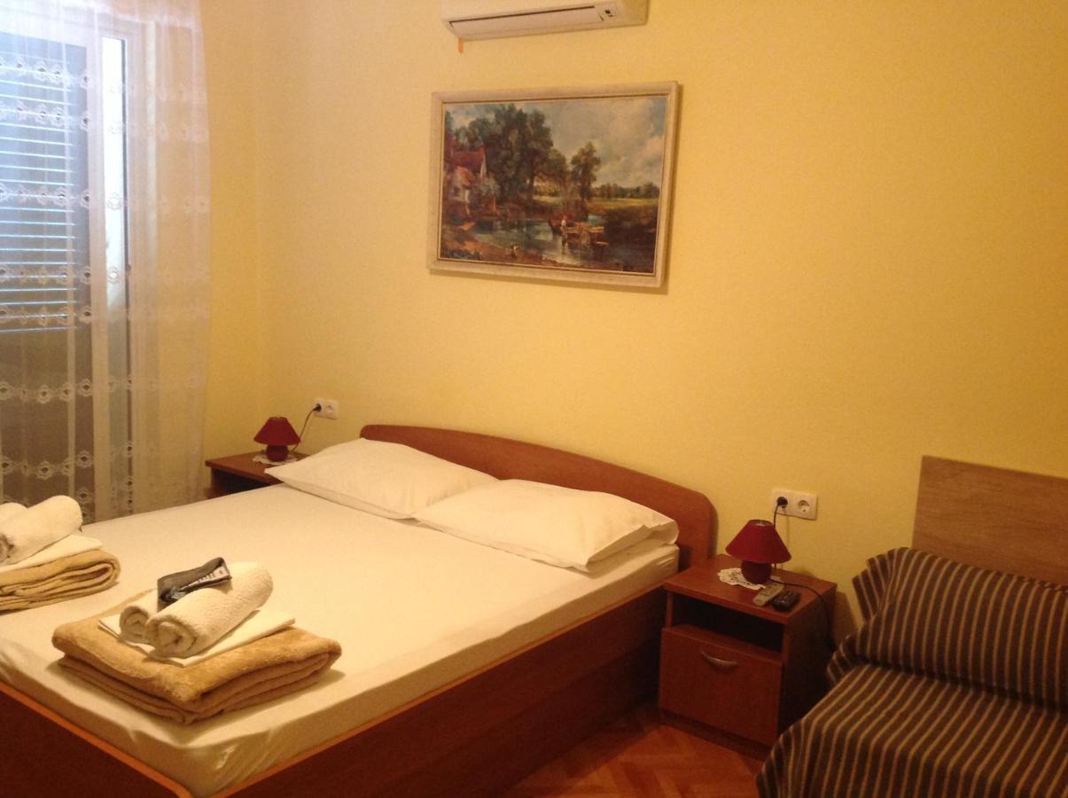 Bed & Breakfast Batosic Макарська Екстер'єр фото